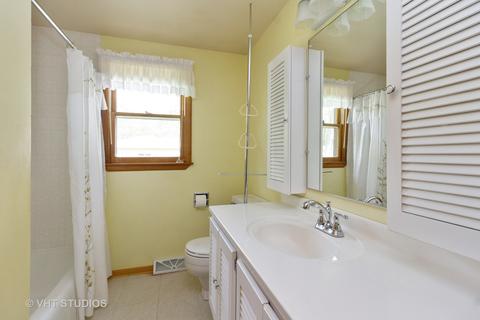 1421 S 4th Ave, Kankakee, IL 60901 photo 8