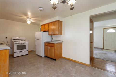 1421 S 4th Ave, Kankakee, IL 60901 photo 4