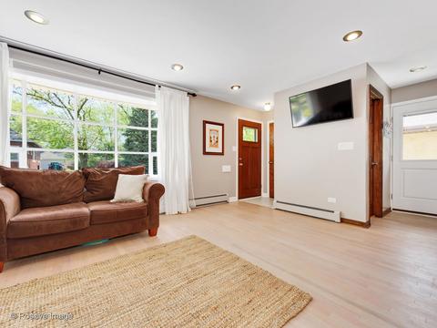 4154 Maple Ave, Brookfield, IL 60513 photo 4