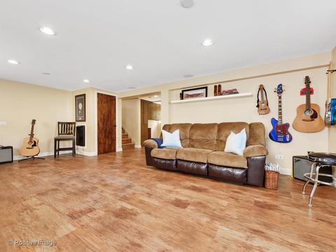 4154 Maple Ave, Brookfield, IL 60513 photo 20