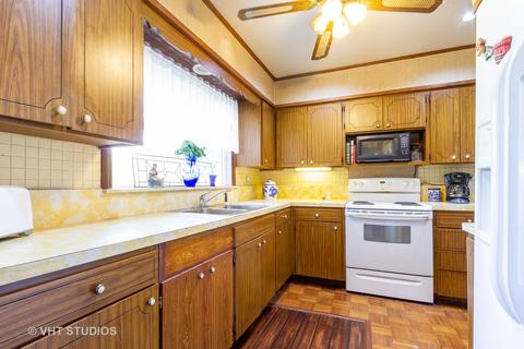 2012 Parker St, Mchenry, IL 60050 photo 6