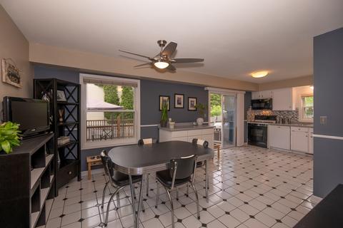 1103 Compton Ave, Algonquin, IL 60102 photo 8