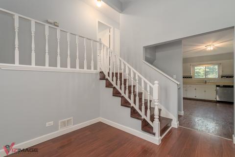297 5th St, Wheeling, IL 60090 photo 9