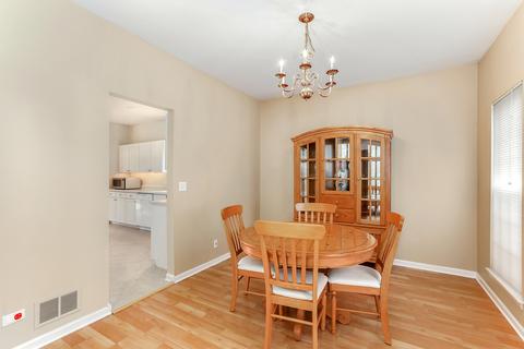 116 Troutman Dr, Bartlett, IL 60103 photo 5