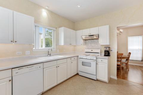 116 Troutman Dr, Bartlett, IL 60103 photo 6