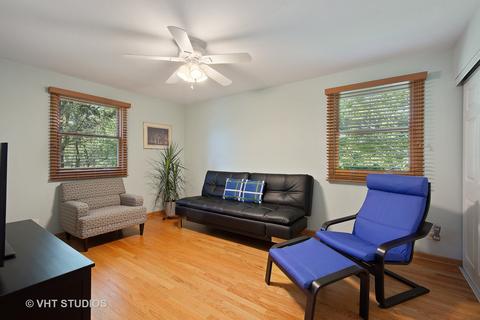 1901 E Seneca Ln, Mount Prospect, IL 60056 photo 14