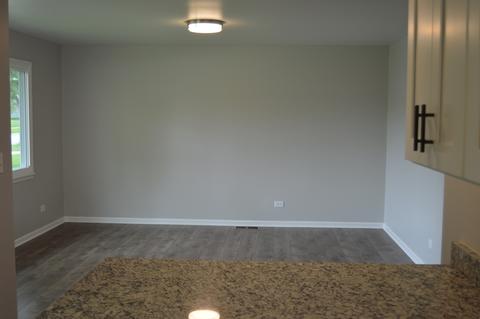 347 Maureen Dr, Wheeling, IL 60090 photo 5