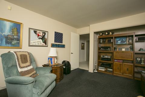 1409 Lorete Ln, Northbrook, IL 60062 photo 13