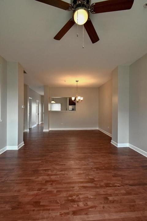 7511 Claridge Dr #E, Bridgeview, IL 60455 photo 3