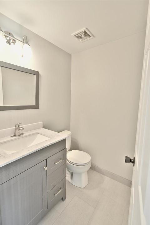 7511 Claridge Dr #E, Bridgeview, IL 60455 photo 10