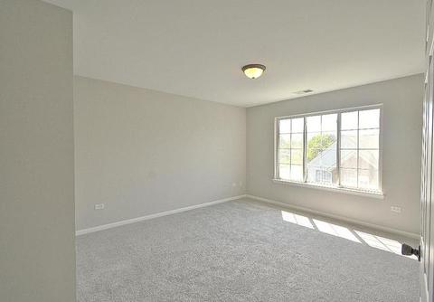 7511 Claridge Dr #E, Bridgeview, IL 60455 photo 15