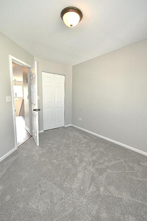 7511 Claridge Dr #E, Bridgeview, IL 60455 photo 19
