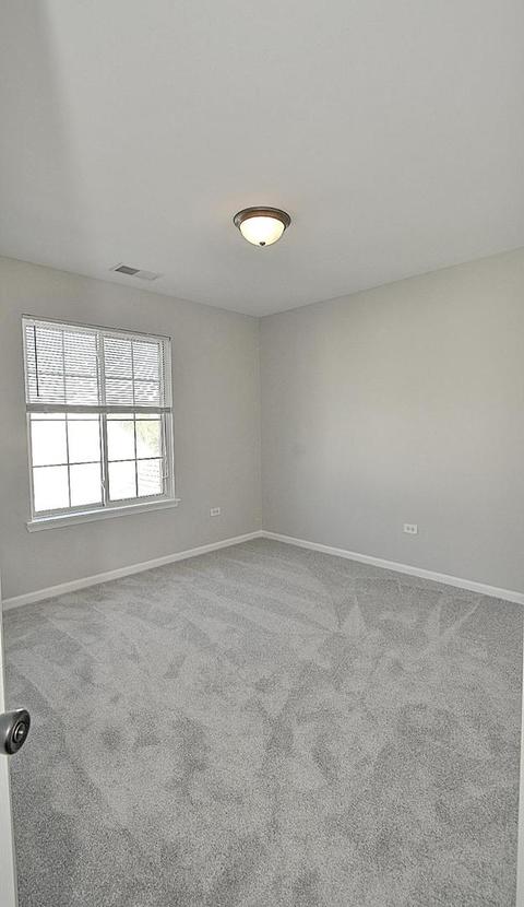 7511 Claridge Dr #E, Bridgeview, IL 60455 photo 17