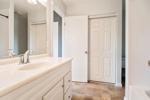 1061 Timberwood Ln, Algonquin, IL 60102 photo 13