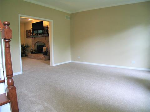 1252 Deerpath Ct, Bartlett, IL 60103 photo 5
