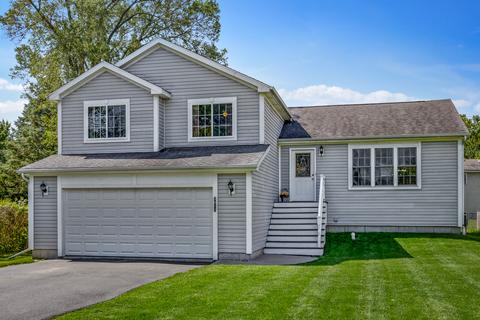 3013 Miller Dr, Mchenry, IL 60050 photo 1