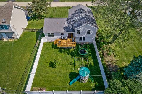 3013 Miller Dr, Mchenry, IL 60050 photo 5