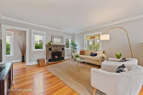 330 E Illinois St, Wheaton, IL 60187 photo 4