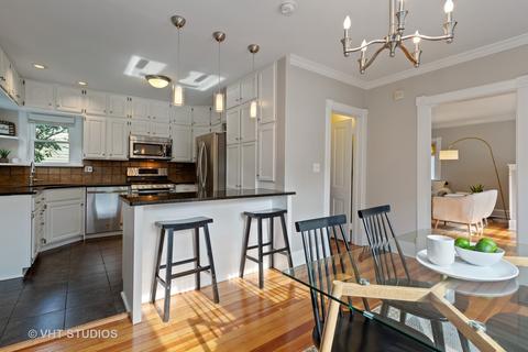 330 E Illinois St, Wheaton, IL 60187 photo 8