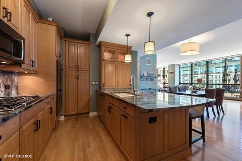 21 E Huron St #1006, Chicago, IL 60611 photo 4