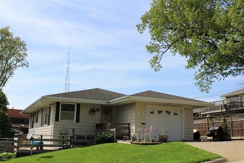 403 N Clinton St, Morrison, IL 61270 photo 1