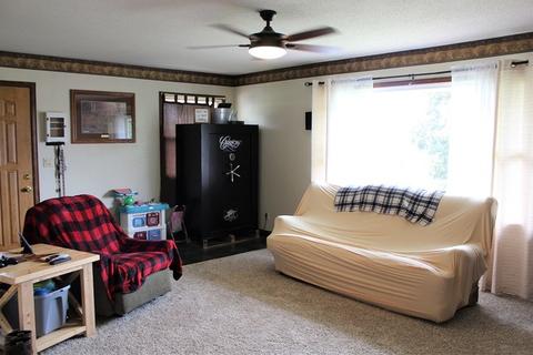 403 N Clinton St, Morrison, IL 61270 photo 3