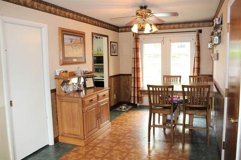 403 N Clinton St, Morrison, IL 61270 photo 4