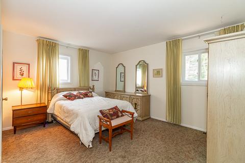 1085 Valley Stream Dr, Wheeling, IL 60090 photo 12