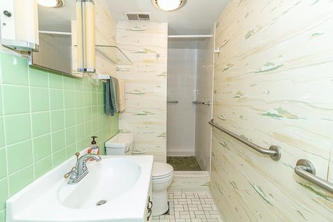 1085 Valley Stream Dr, Wheeling, IL 60090 photo 19