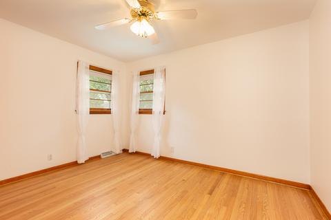 8225 Normandy Ave, Burbank, IL 60459 photo 11