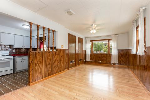 8225 Normandy Ave, Burbank, IL 60459 photo 5