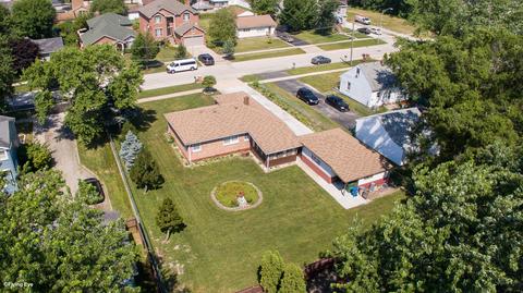 8225 Normandy Ave, Burbank, IL 60459 photo 18