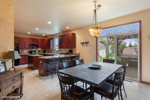 25141 Constitution Ct, Plainfield, IL 60544 photo 4