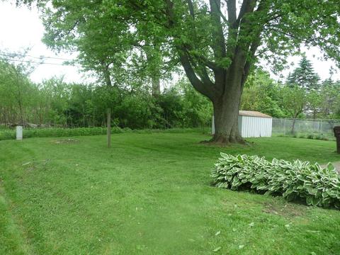 809 Peter St, Mchenry, IL 60051 photo 4