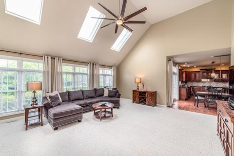 3307 Grassmere Rd, Naperville, IL 60564 photo 12