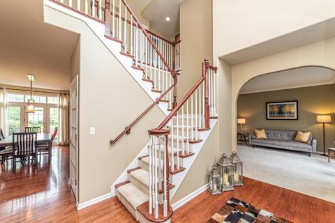 3307 Grassmere Rd, Naperville, IL 60564 photo 2