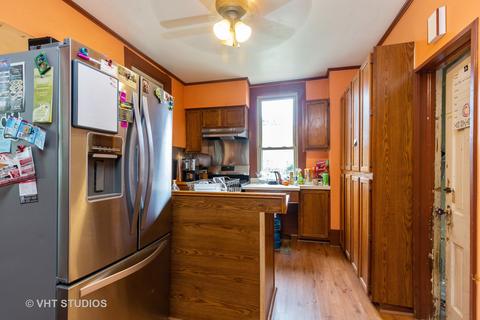 553 Walnut Ave, Elgin, IL 60123 photo 4