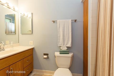2209 Kingfisher Ln, Rolling Meadows, IL 60008 photo 8