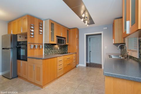 500 Willis St, Elgin, IL 60123 photo 3