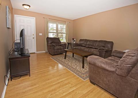 5908 Emerald Pointe Dr, Plainfield, IL 60586 photo 4