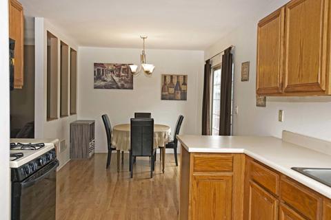 5908 Emerald Pointe Dr, Plainfield, IL 60586 photo 8