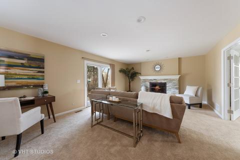 3930 Charlemagne Dr, Hoffman Estates, IL 60192 photo 9
