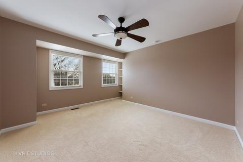 3930 Charlemagne Dr, Hoffman Estates, IL 60192 photo 15