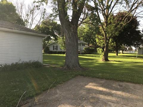122 Eighth St, Standard, IL 61363 photo 15