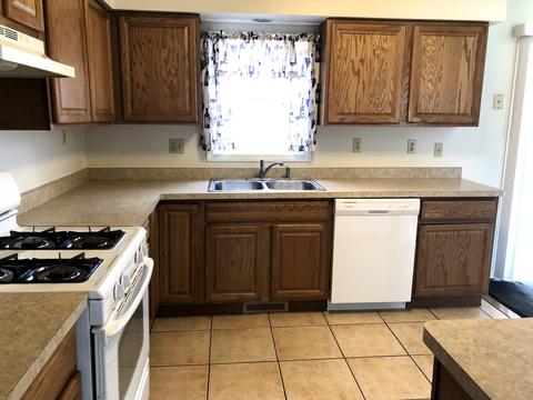 4311 Clearview Dr, Mchenry, IL 60050 photo 4
