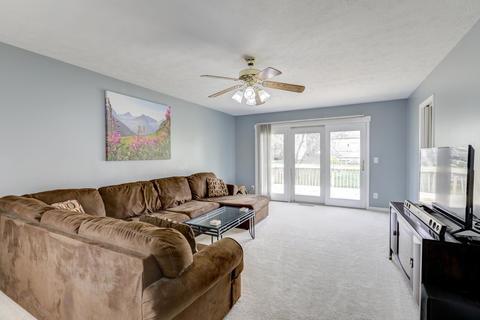 400 Jenny Lind Dr, Normal, IL 61761 photo 3
