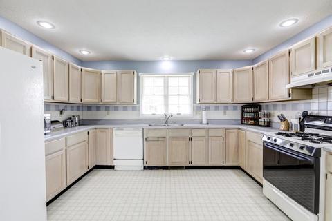 400 Jenny Lind Dr, Normal, IL 61761 photo 5