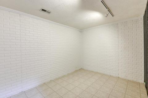 400 Jenny Lind Dr, Normal, IL 61761 photo 24