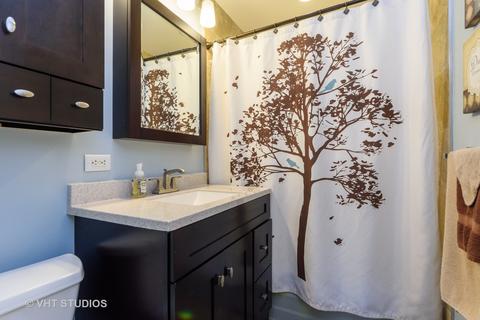 905 Beverly Dr, Wheeling, IL 60090 photo 12