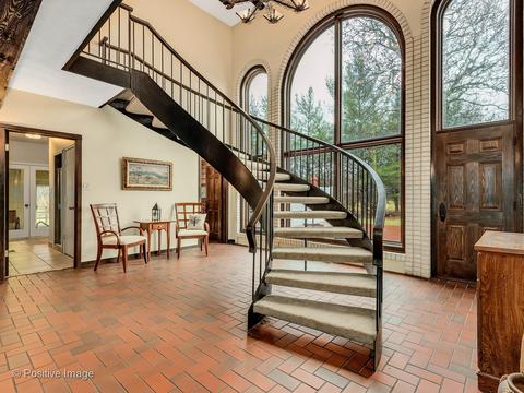 16 W471 Hillside Ln, Willowbrook, IL 60527 photo 8